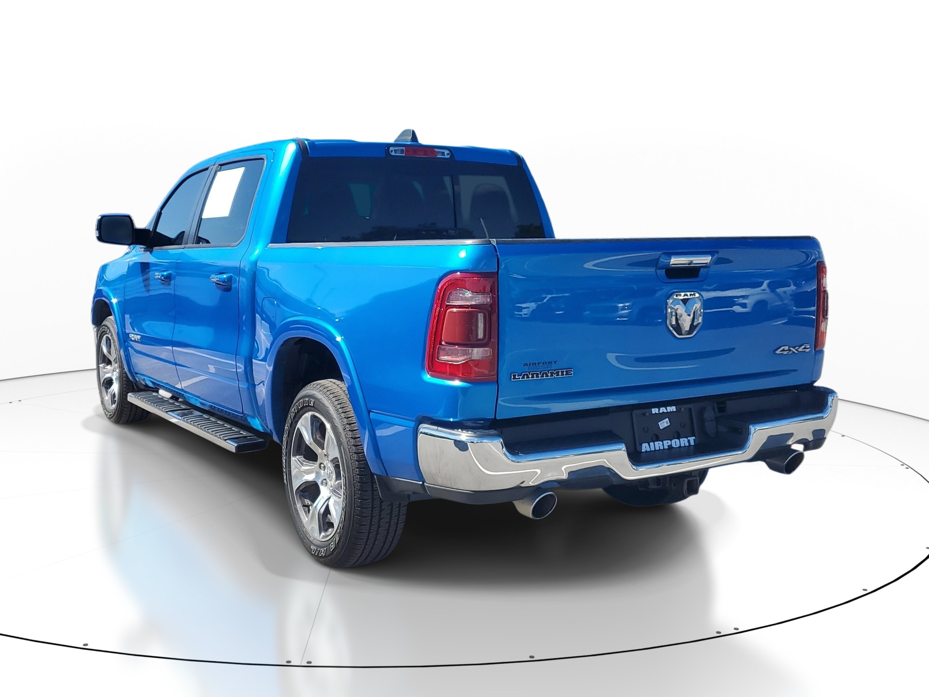 Used 2022 RAM 1500 Laramie AWD/4WD image 5