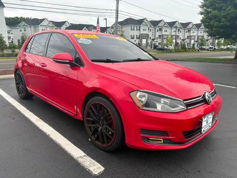 Used 2015 Volkswagen Golf S FWD image 3