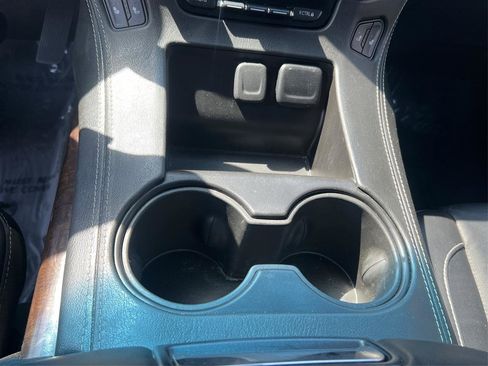 Used 2019 Chevrolet Tahoe LT image 26