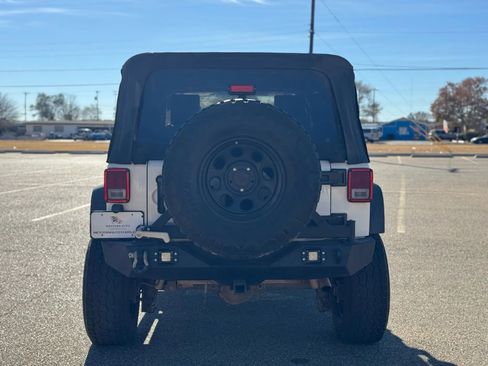 Used 2008 Jeep Wrangler Unlimited X image 11