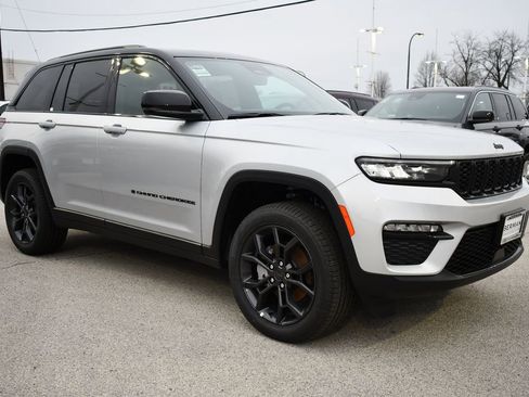 New 2025 Jeep Grand Cherokee Limited w/ Trailer Tow Package AWD/4WD image 1