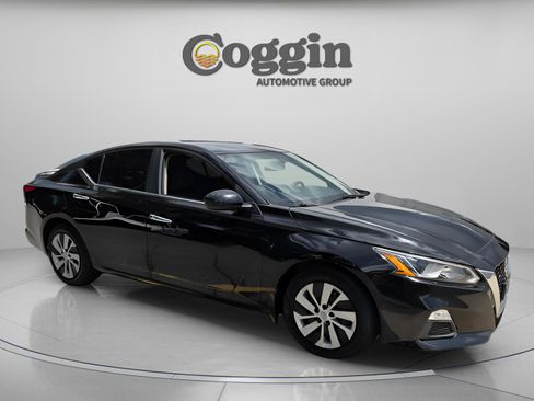 Used 2020 Nissan Altima 2.5 S FWD image 7