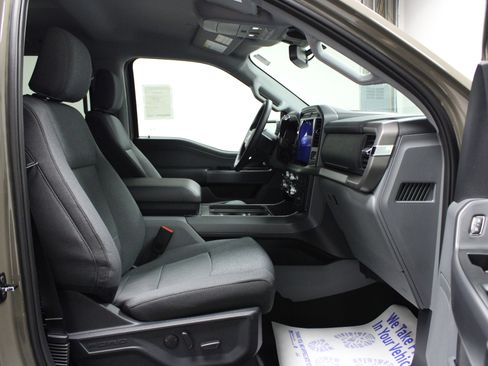 New 2026 Ford F150 XLT w/ Equipment Group 302A MID AWD/4WD image 16