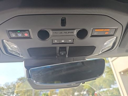 Used 2024 GMC Hummer EV 3X w/ Omega Edition image 43