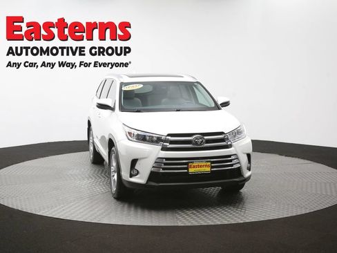 Used 2017 Toyota Highlander Limited Platinum AWD/4WD image 57