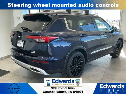 Used 2022 Mitsubishi Outlander SE AWD/4WD image 10