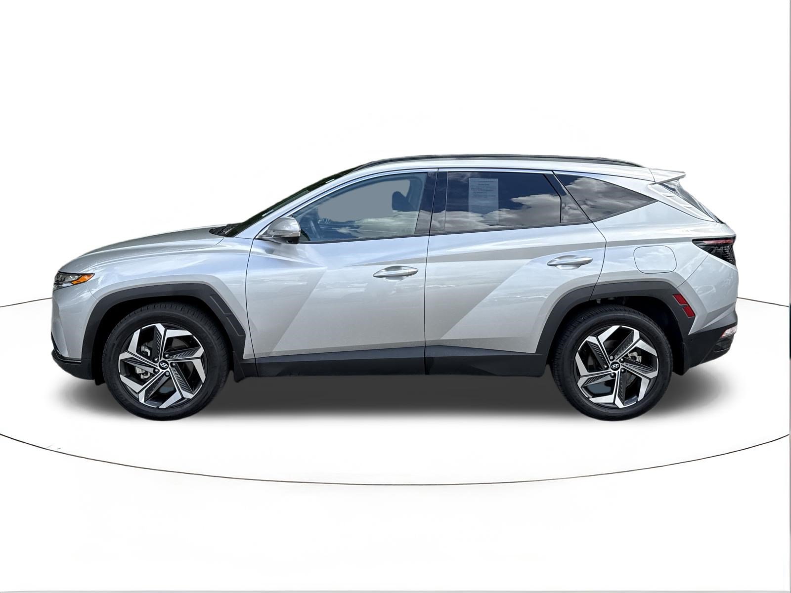 Certified 2024 Hyundai Tucson Limited FWD image 6
