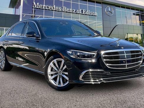 Certified 2023 Mercedes-Benz S 500 4MATIC image 1