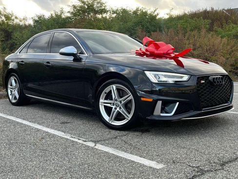 Used 2019 Audi S4 Premium Plus image 1