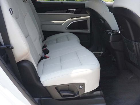 Used 2025 Kia Telluride EX FWD image 36