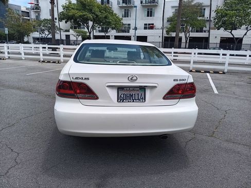 Used 2005 Lexus ES 330 FWD image 7