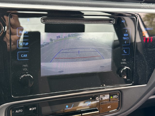 Used 2019 Toyota Corolla LE FWD image 29