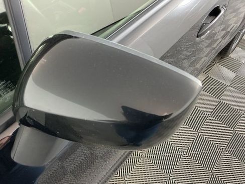 Used 2016 Subaru Crosstrek 2.0i Premium AWD/4WD image 10