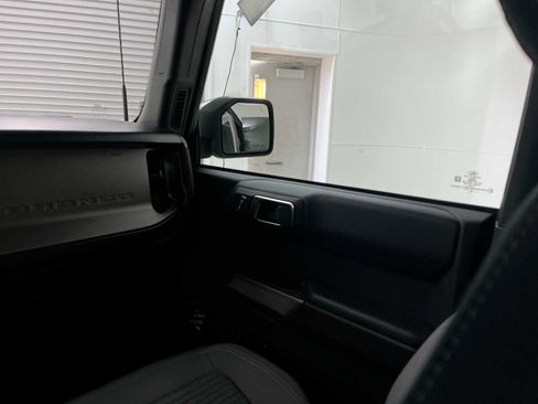 Used 2022 Ford Bronco Outer Banks AWD/4WD image 11