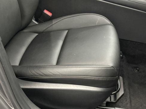 Used 2023 MAZDA MAZDA3 s image 12