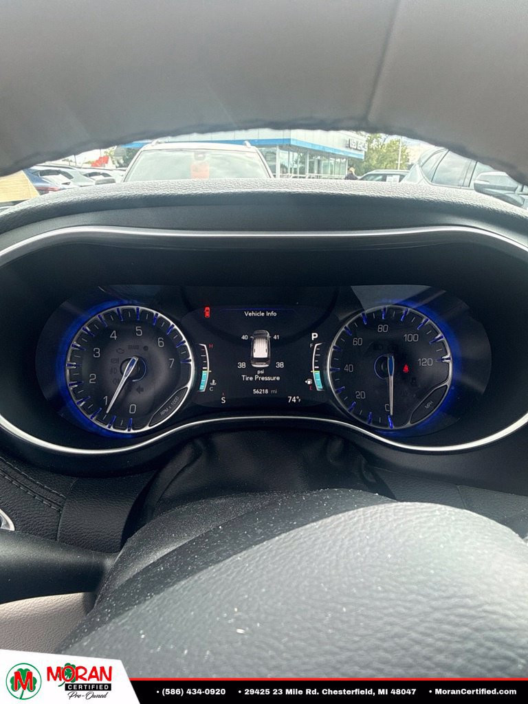 Used 2020 Chrysler Pacifica Limited FWD image 6