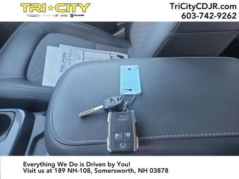 Used 2019 Chevrolet Colorado Z71 w/ Z71 Midnight Edition image 32