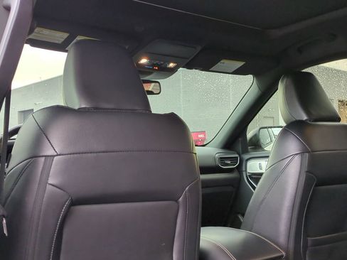 Used 2022 Ford Explorer ST w/ Equipment Group 401A image 18