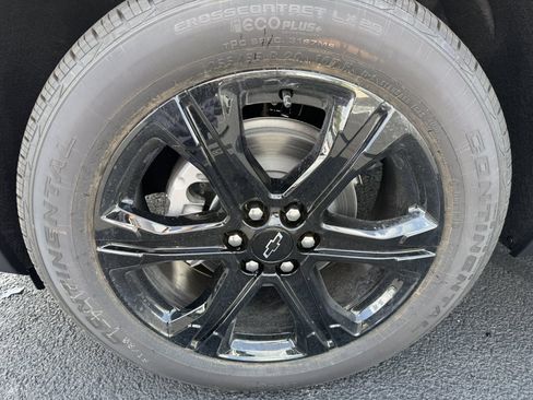New 2027 Chevrolet Traverse LT w/ Midnight/Sport Edition AWD/4WD image 9