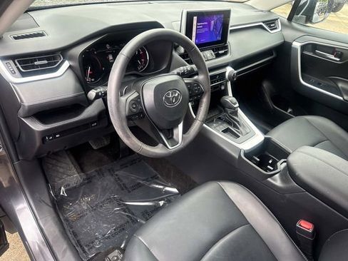Used 2024 Toyota RAV4 XLE Premium FWD image 25
