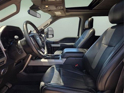 Used 2021 Ford F250 Lariat w/ Lariat Ultimate Package AWD/4WD image 22