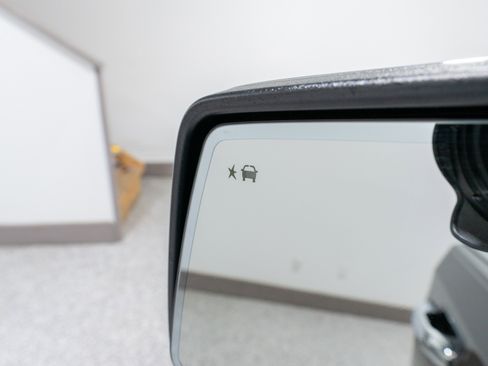 Used 2021 GMC Sierra 1500 SLT w/ SLT Premium Plus Package image 14