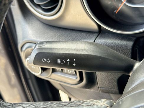 Used 2021 Jeep Wrangler Unlimited Sport AWD/4WD image 32