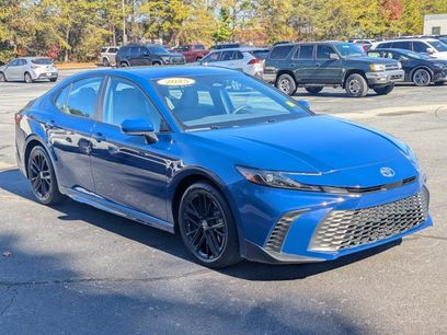 Used 2025 Toyota Camry SE