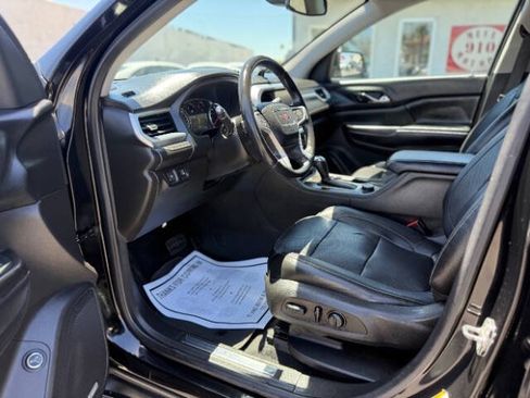 Used 2018 GMC Acadia SLT AWD/4WD image 12