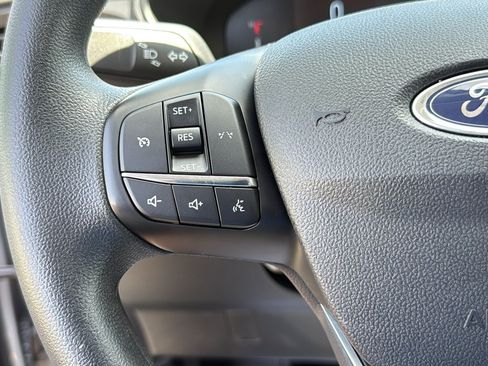 Used 2025 Ford Escape Active AWD/4WD image 12