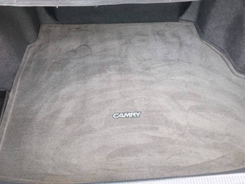 Used 2004 Toyota Camry XLE FWD image 21