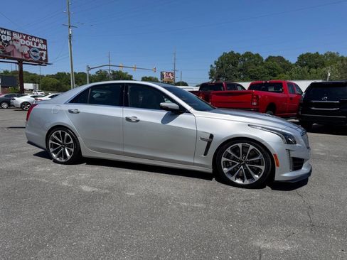 Used 2016 Cadillac CTS V w/ Luxury Package RWD image 5