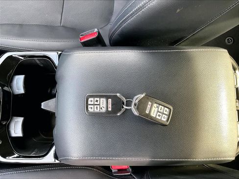 Used 2018 Honda Clarity Touring image 14