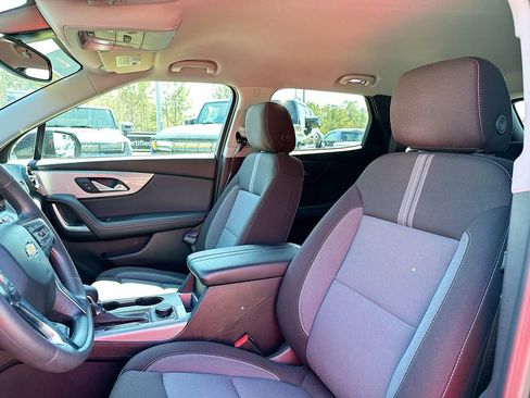 Used 2024 Chevrolet Blazer LT w/ Convenience Package FWD image 8