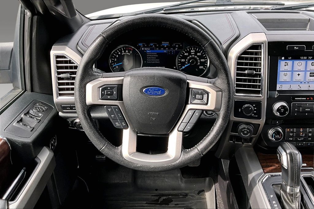 Used 2016 Ford F150 Platinum w/ Equipment Group 701A Luxury AWD/4WD image 2