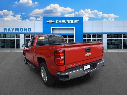 Used 2015 Chevrolet Silverado 1500 LT w/ LT Convenience Package AWD/4WD image 5