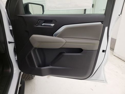 New 2026 Chevrolet Colorado ZR2 w/ Technology Package image 39