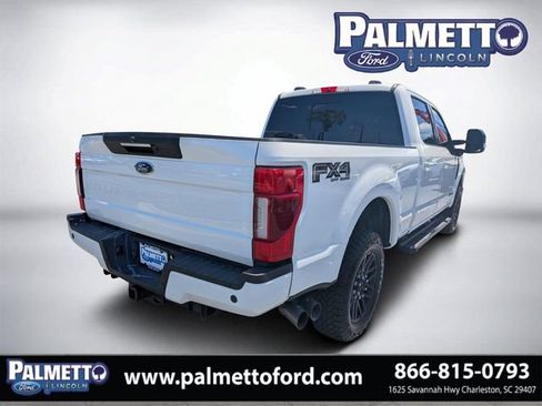 Used 2022 Ford F250 Lariat w/ Black Appearance Pkg AWD/4WD image 3