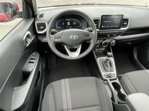 New 2026 Hyundai Venue SEL image 11