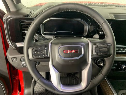 Used 2025 GMC Sierra 1500 Elevation w/ Preferred Package image 33