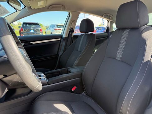 Used 2019 Honda Civic LX image 10