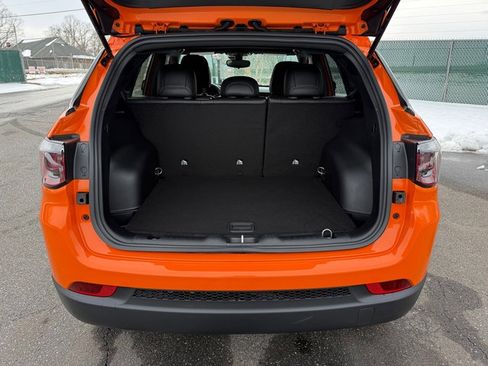 New 2026 Jeep Compass Latitude AWD/4WD image 16