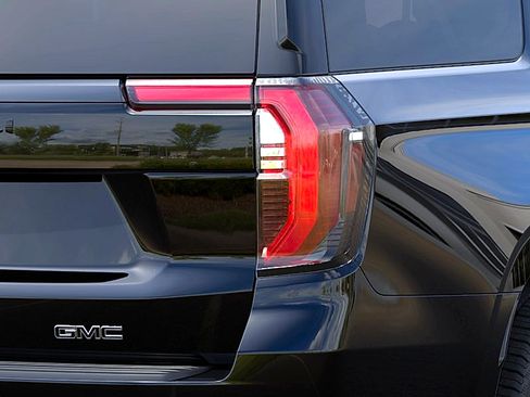 New 2026 GMC Yukon XL Denali Ultimate AWD/4WD image 11
