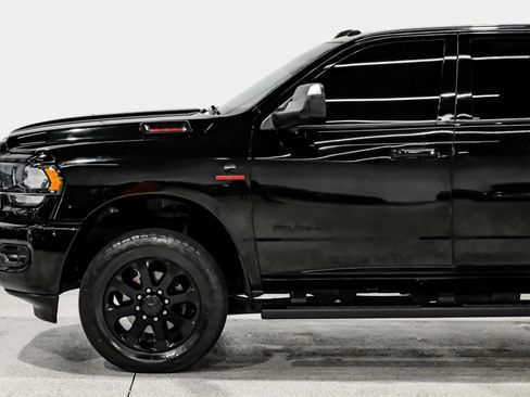 Used 2020 RAM 2500 Big Horn w/ Level 2 Equipment Group AWD/4WD image 10
