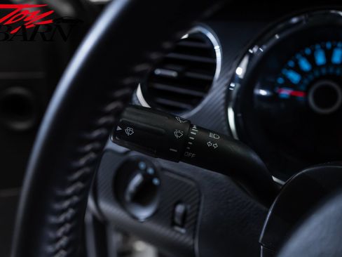 Used 2014 Ford Mustang Coupe RWD image 26