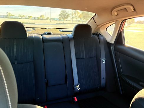 Used 2018 Nissan Sentra SV image 16