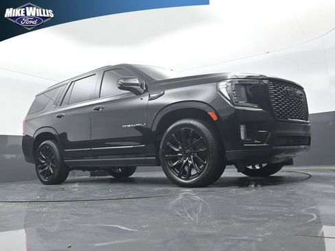 Used 2021 GMC Yukon Denali w/ Denali Premium Package RWD image 17