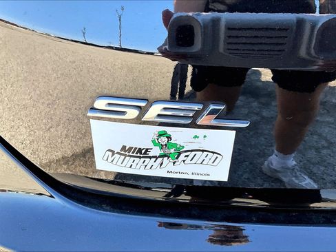 Used 2024 Ford Edge SEL w/ Convenience Package image 8