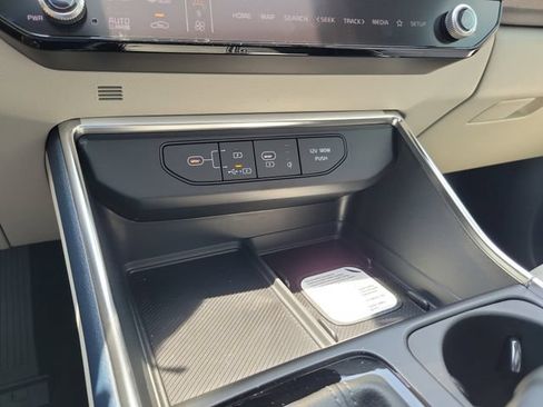 New 2026 Kia Carnival SX FWD image 26
