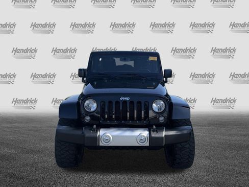 Used 2014 Jeep Wrangler Unlimited Sahara w/ Trailer Tow Group AWD/4WD image 3